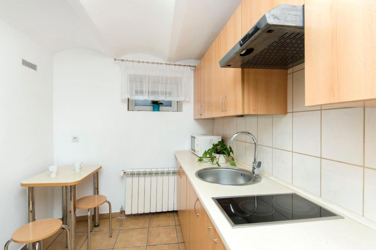 Akademikus Torun Exterior foto